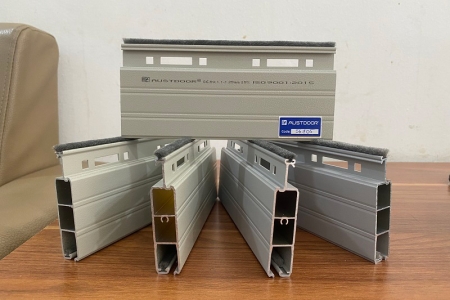 Cửa cuốn khe thoangs Super S6